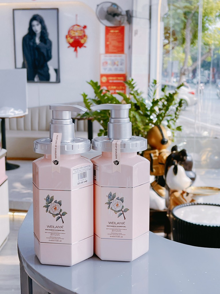 Sữa tắm trắng da Weilaiya 450ml (WEILAIYA NIACINAMIDE SHOWER GEL)