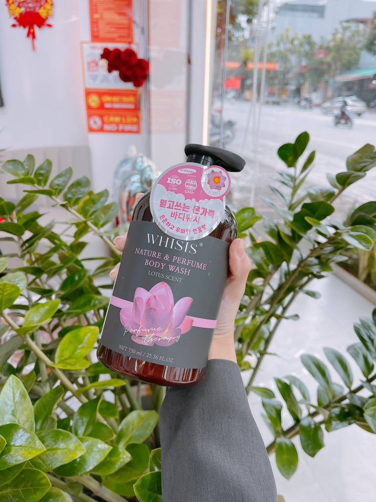SỮA TẮM WHISIS THIÊN NHIÊN & HƯƠNG NƯỚC HOA