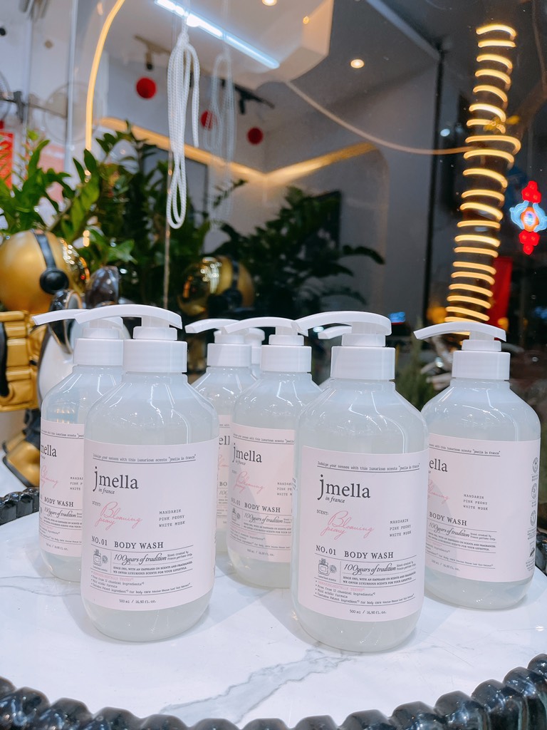 Sữa tắm hương hoa mẫu đơn sang trọng 500ml (JMELLA IN FRANCE BLOOMING PEONY BODY WASH 500)