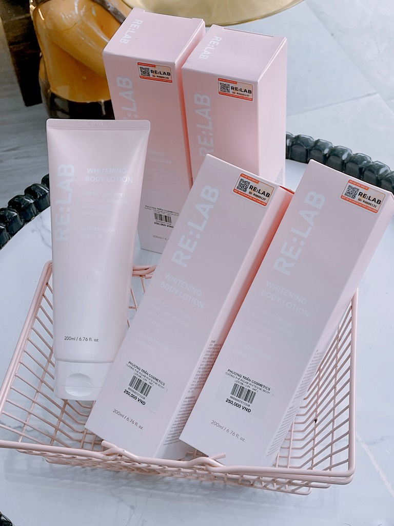 DƯỠNG THỂ RELAB WHITENING BODY LOTION