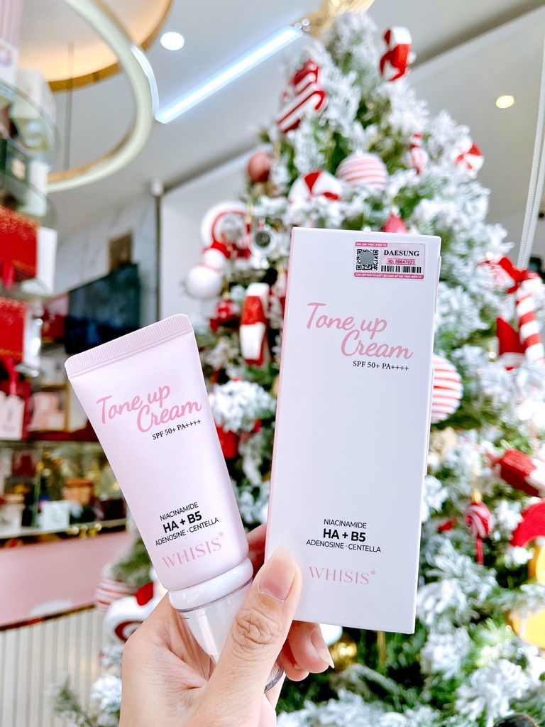 KEM DƯỠNG NÂNG TONE LÀM SÁNG DA WHISIS TONE UP CHỐNG NẮNG ( MỚI )