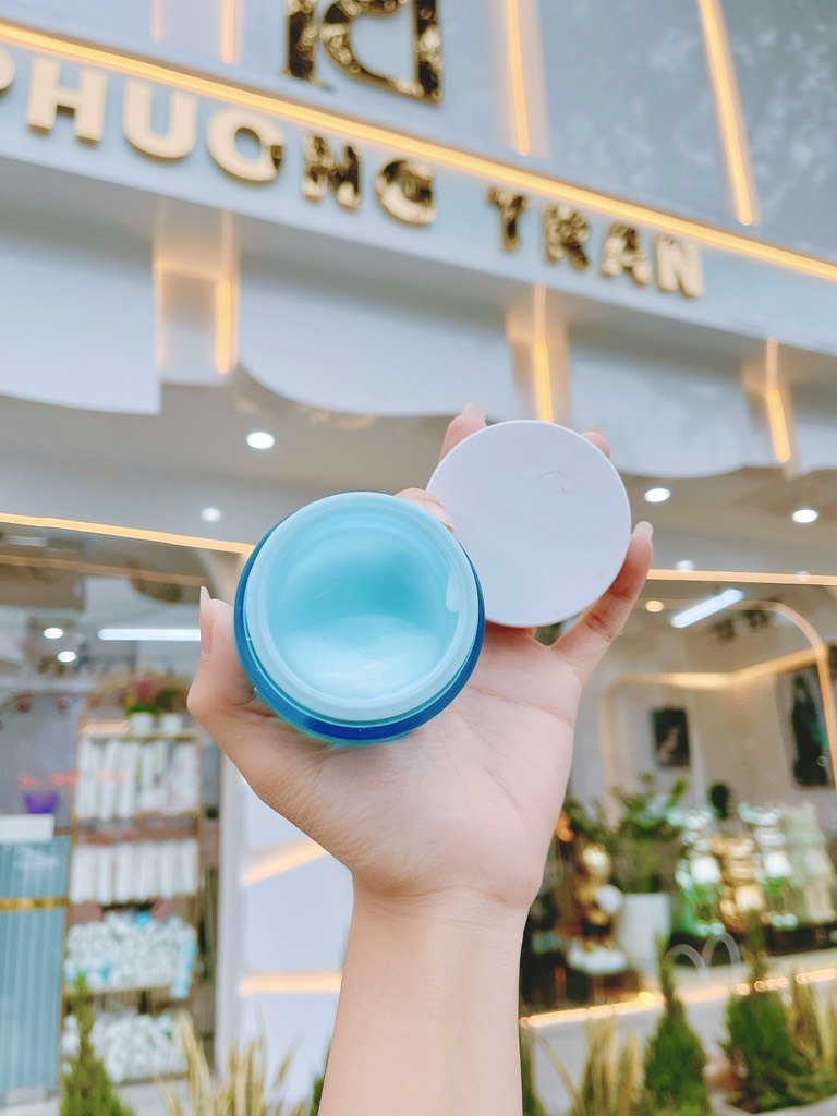 KEM DƯỠNG CẤP ẨM NEUTROGENA HYDRO BOOST HYALURONIC ACID WATER GEL ( CTY - VAT )