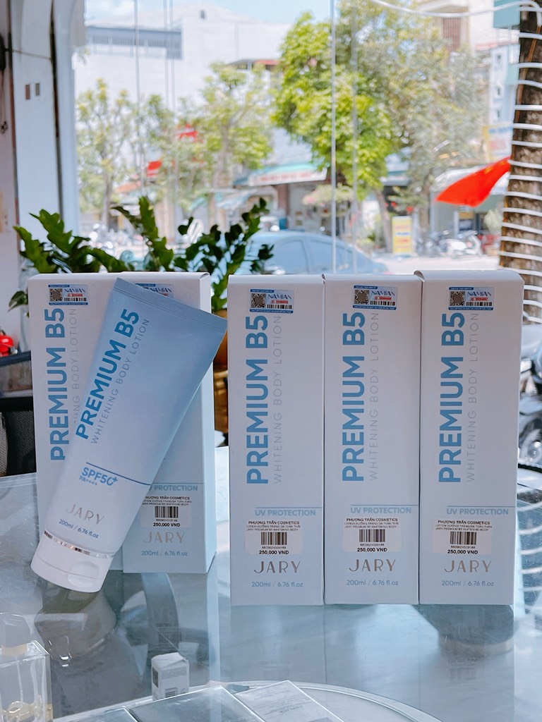 KEM B5 DƯỠNG TRẮNG PHỤC HỒI DA TOÀN THÂN JARY PREMIUM B5 WHITENING BODY LOTION 200ML