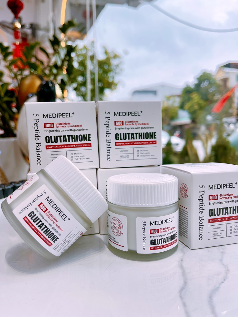 KEM DƯỠNG DA MEDIPEEL BIO INTENSE GLUTATHIONE WHITE CREAM