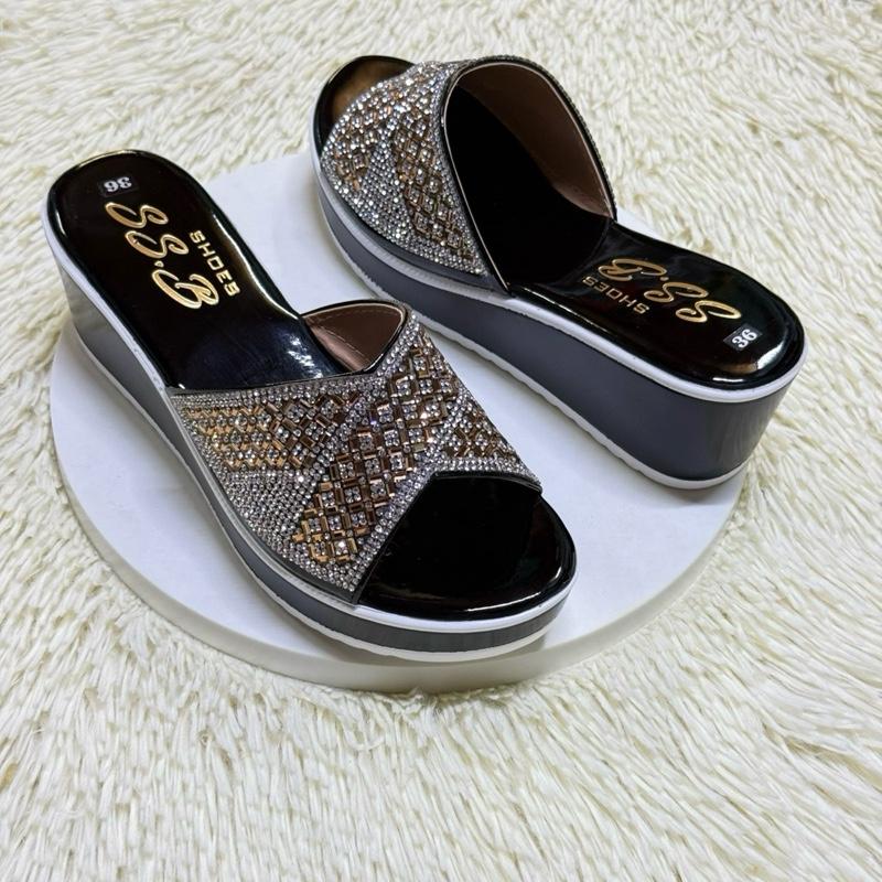 Dép nữ trung niên đế xuồng,quai bản đính xoàn đá, đế đúc cao gót 6cm nhẹ, êm chân dễ phối đồ-T24
