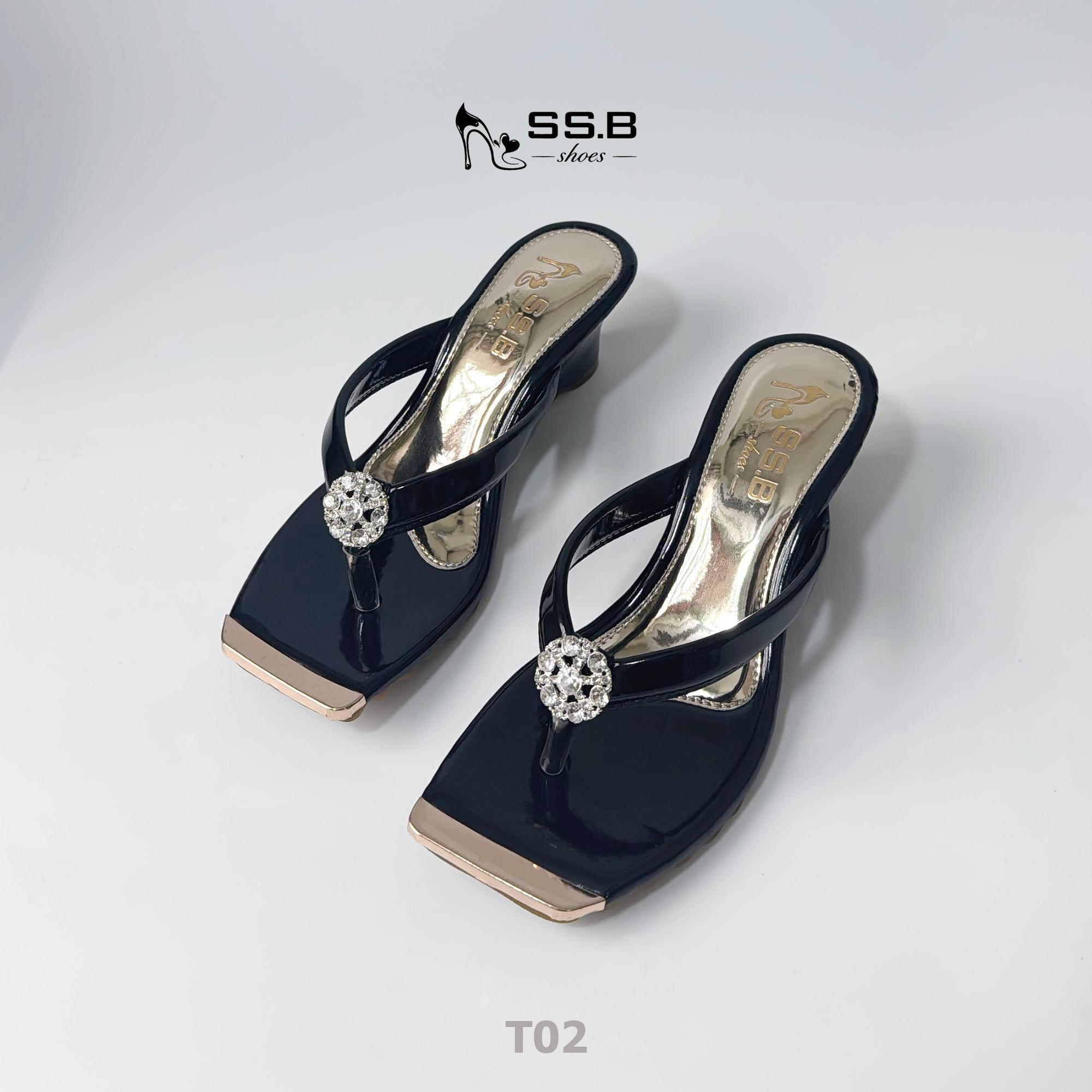 Dép nữ trung niên quai  kẹp đính đá lấp lánh, mũi sắt sang trọng, cao 5 cm, đi êm-T02