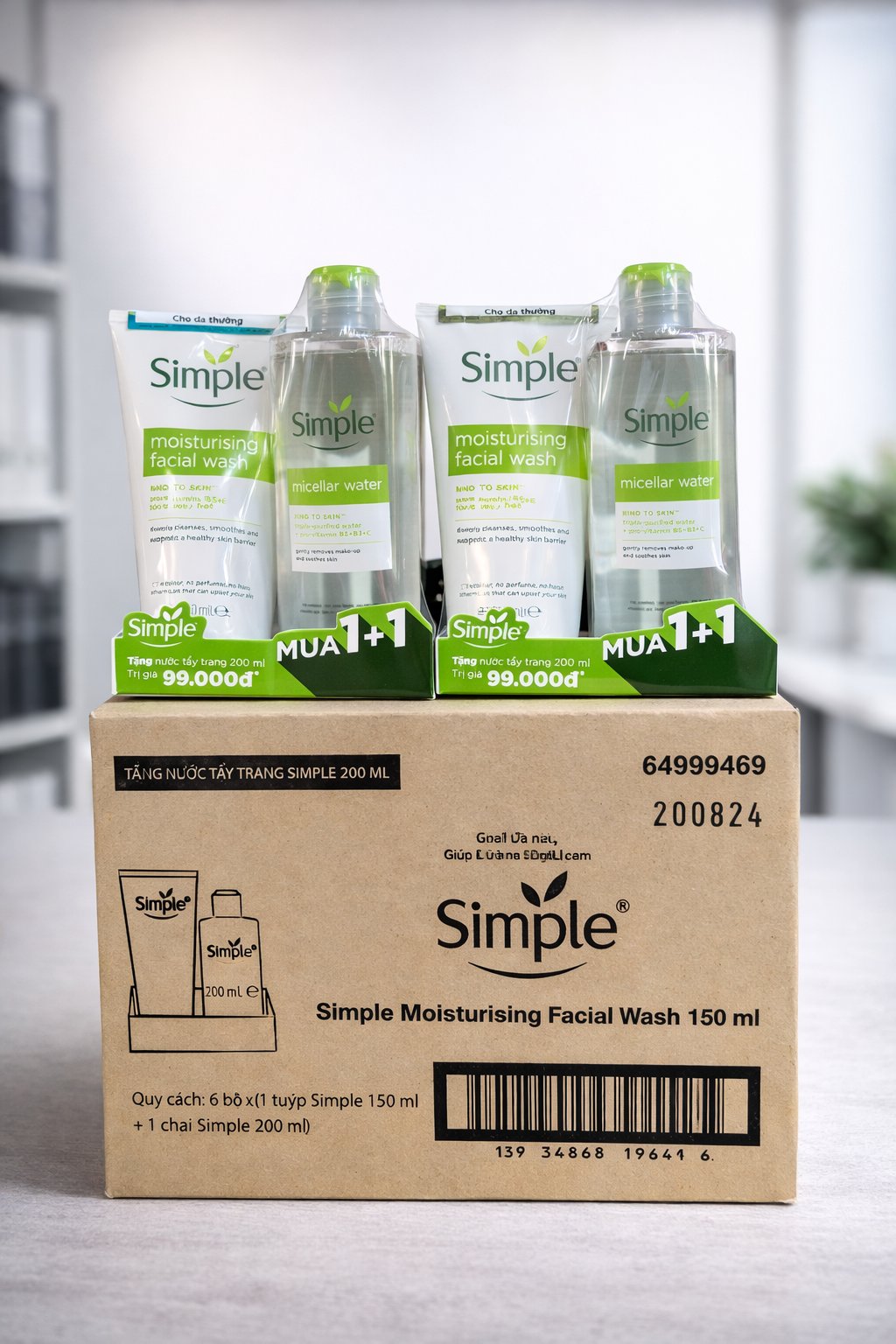 SỮA RỬA MẶT SIMPLE CẤP ẨM 150ML + CHAI NTT SIMPLE 200ML X 6 BỘ