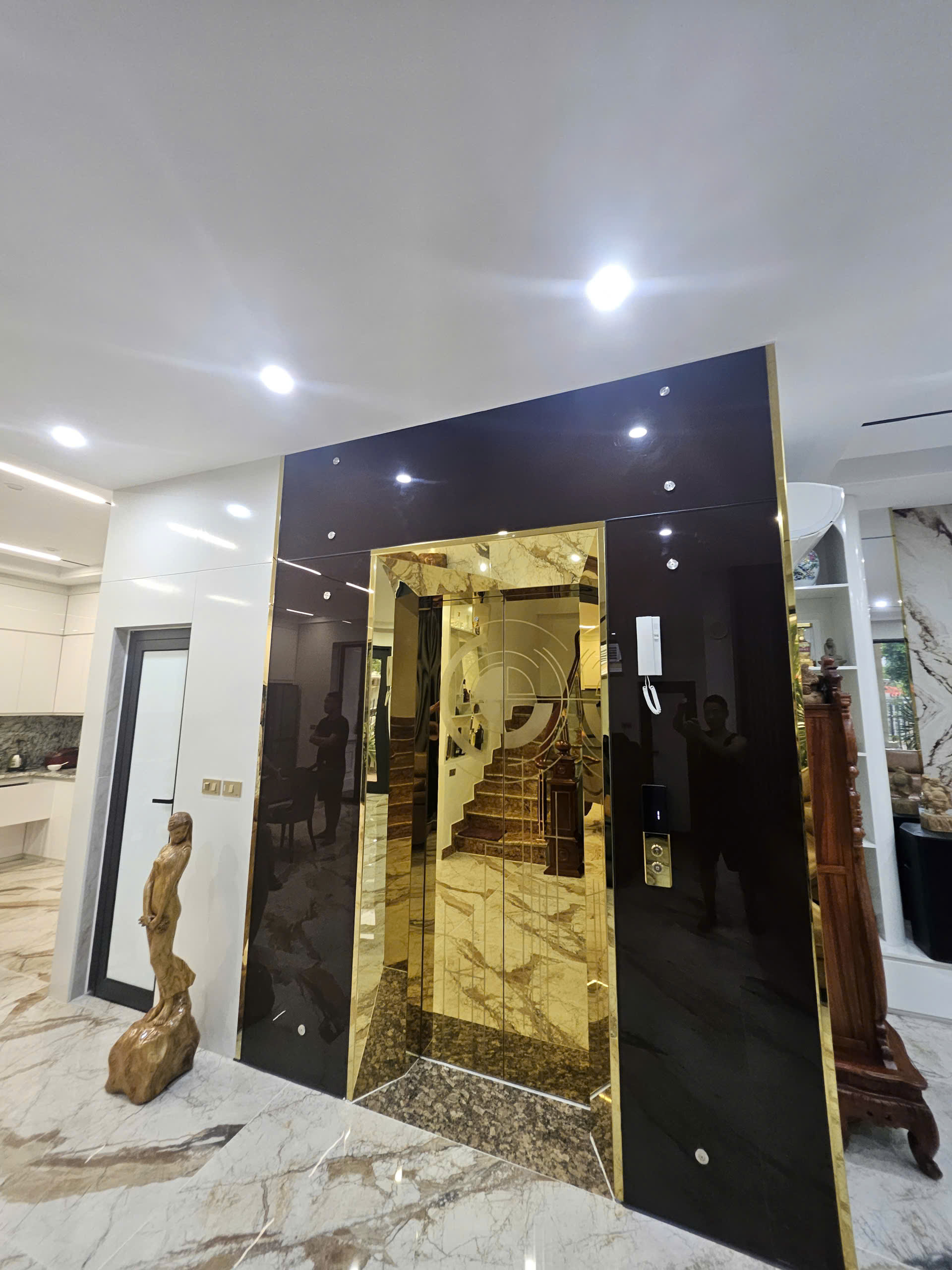 Thang máy hố xây - Mẫu 3