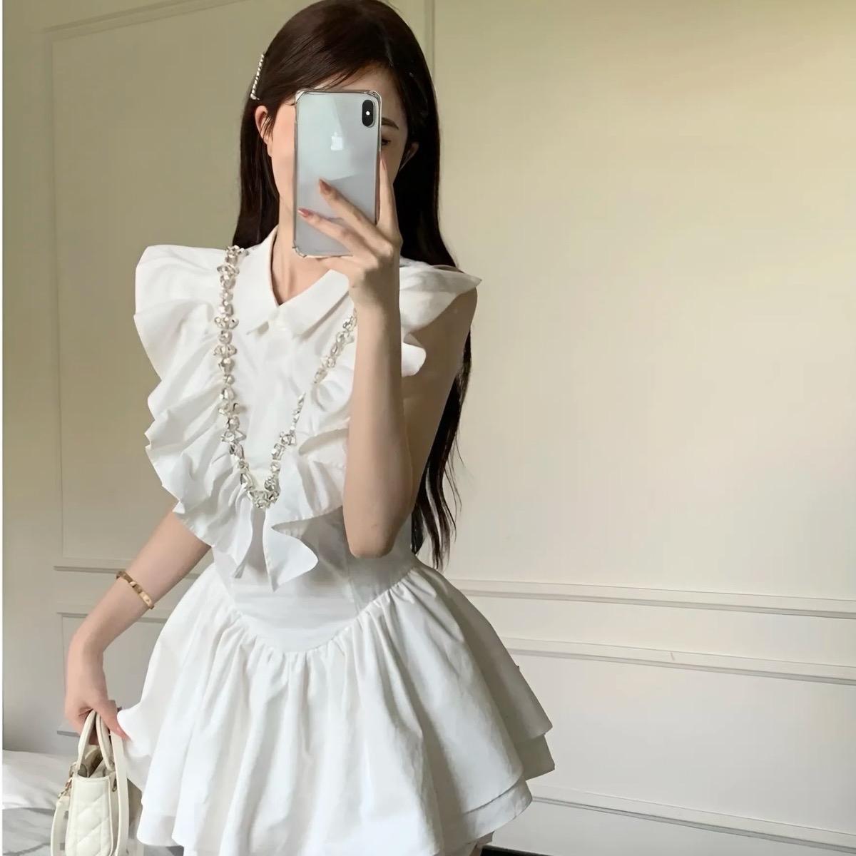 Sét quần đùi bí áo bèo đính dây đá thân sau áo có chun co giản cho nữ - Women Top Thun Nhung Voi set đồ