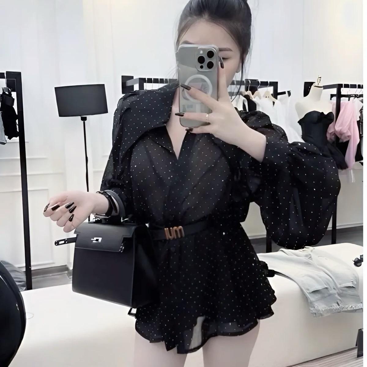 Áo sơ mi voan đá sáng rộng kèm dây đai Nữ Women Voi Top Kem