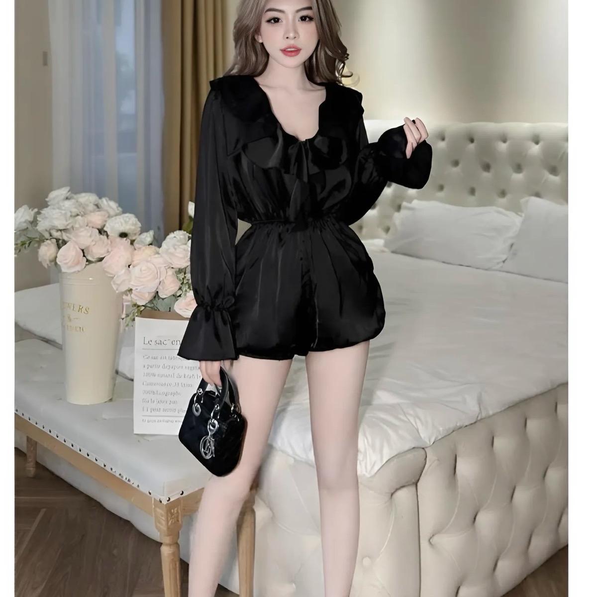 Jumpsuit Nữ Cổ V Bèo Tay Dài Quần Có Bo Chun - Hàng Mới Về Voi