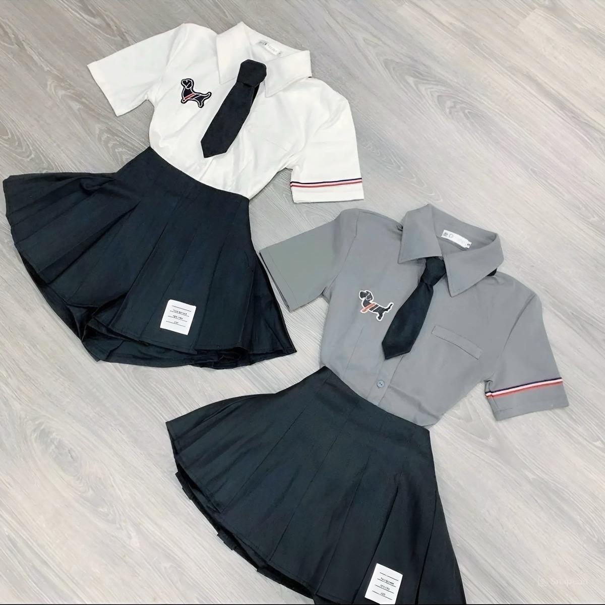 Váy xếp li áo sơ mi kèm cà vạt Sét đồ nữ Kem Women Top