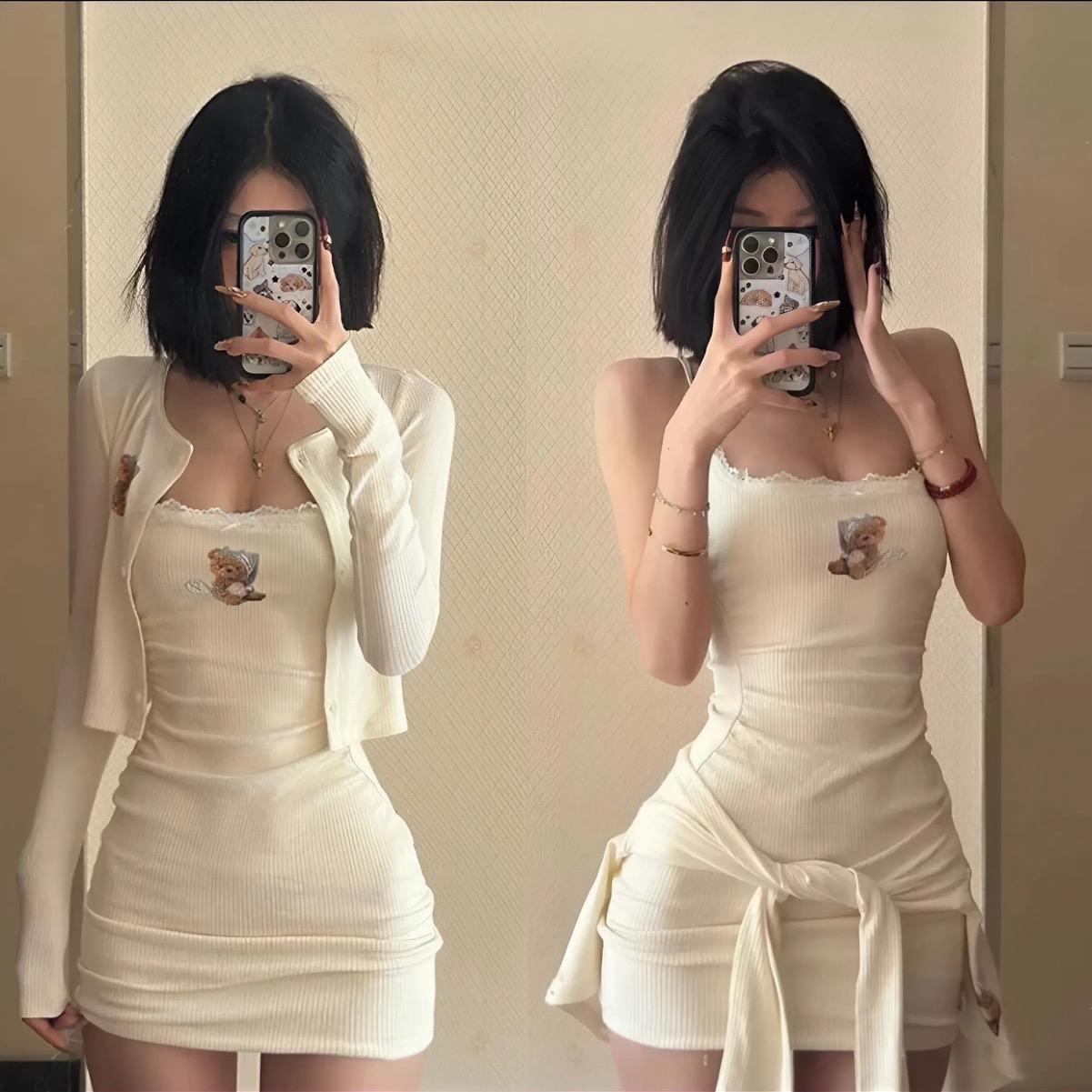 Sét bộ 2 món: đầm body và áo khoác in gấu xinh cho nữ - Kem Women Dress