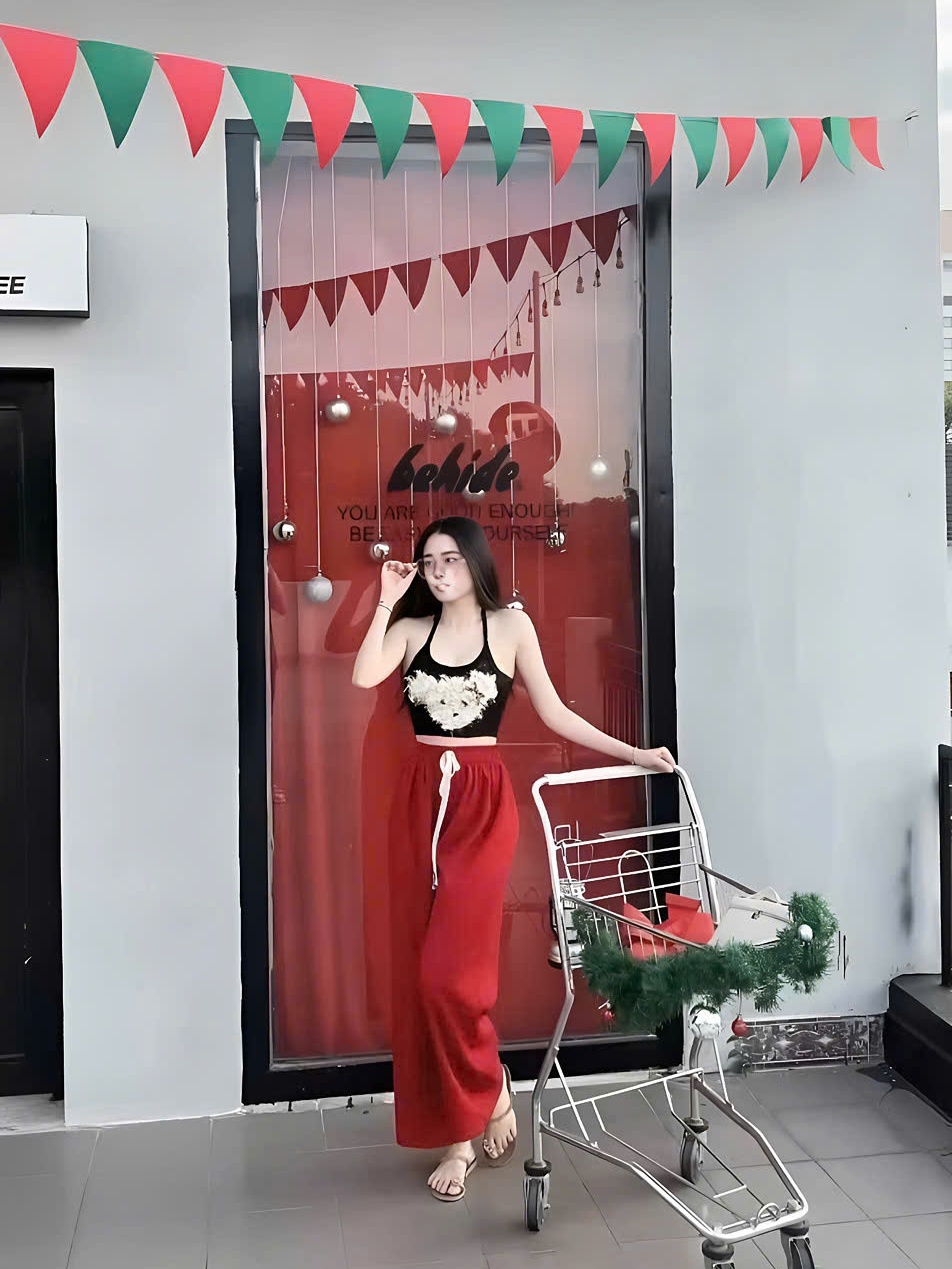 sét đồ nữ quần dài suông áo yếm trang trí gấu