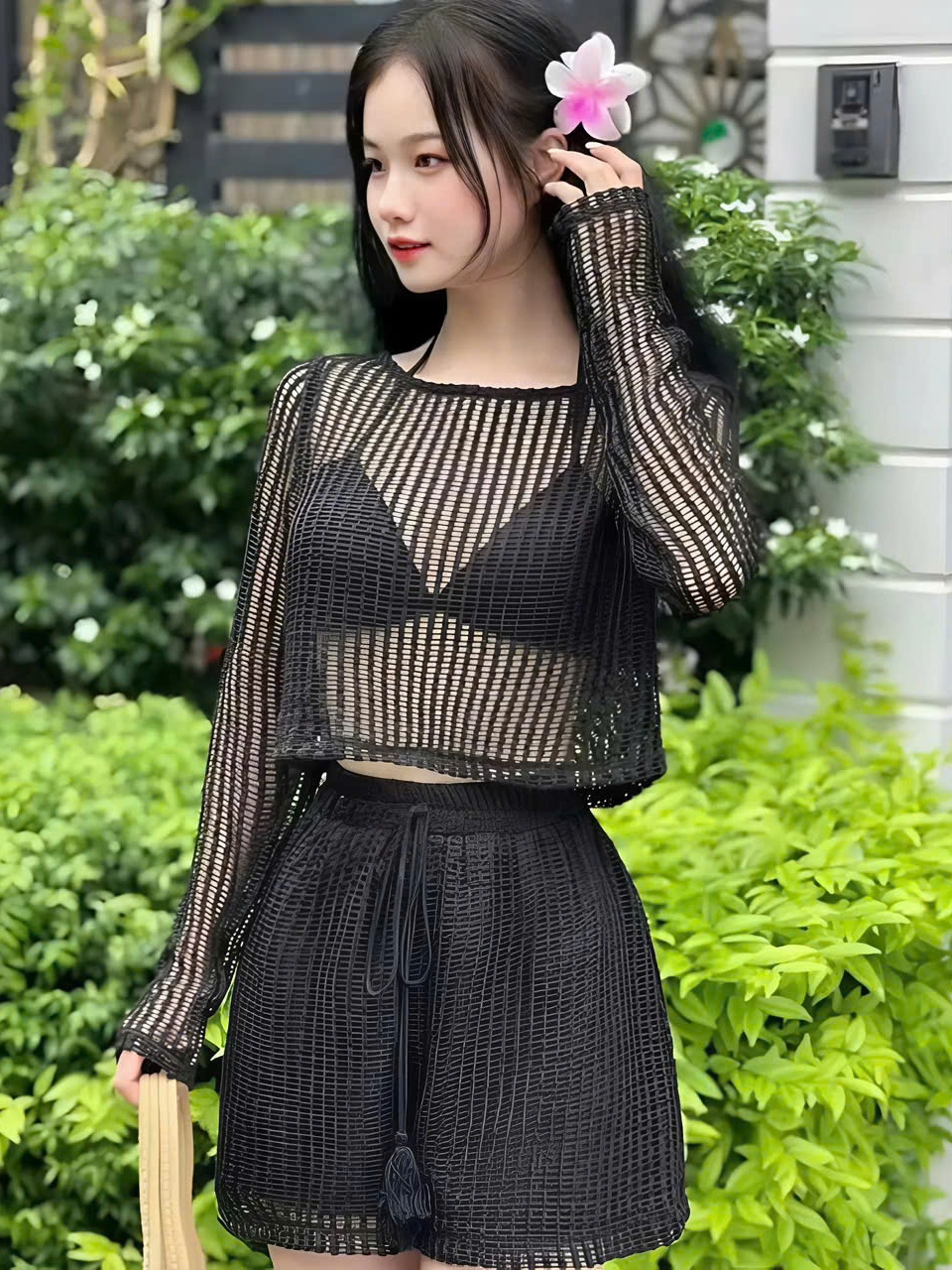 Bộ đồ nữ 3 món áo croptop tay dài quần short 2 lớp kèm áo bra
