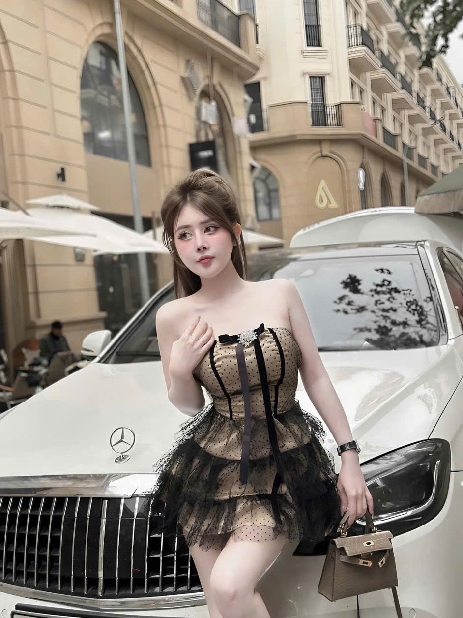 Đầm cúp nữ lưới bi 2 lớp đính nơ đá kèm quần trong