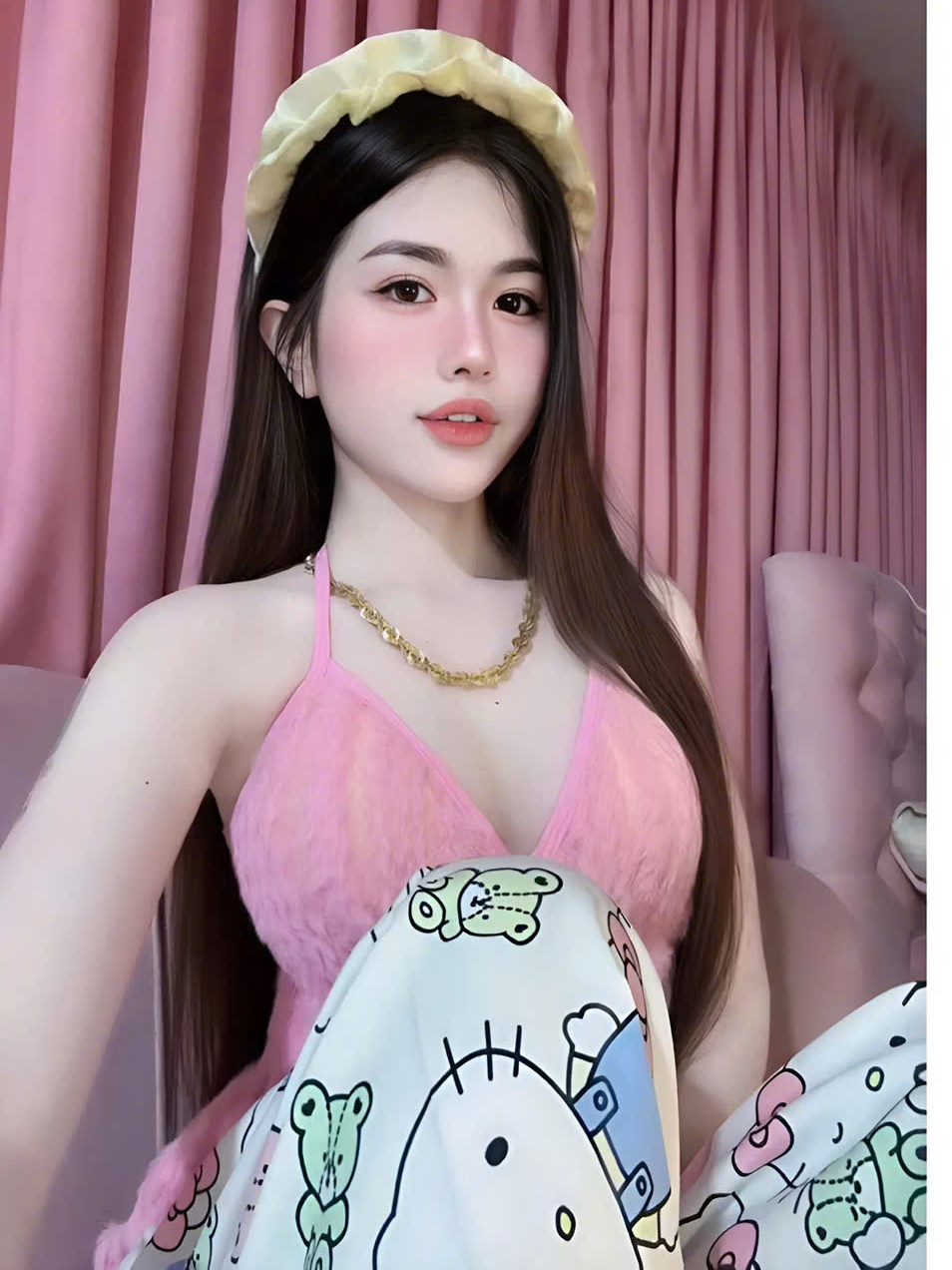 Sét bộ nữ hotrend quần dài mèo kitty áo yếm lông hồng