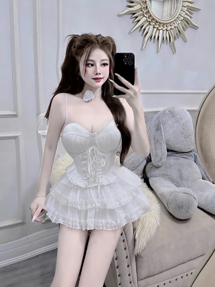 Sét bộ nữ hot trend váy tơ tầng áo cúp đan dây sang chảnh