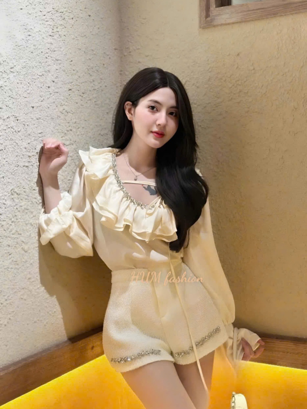 Sét nữ áo cổ bèo tay loe quần sooc dạ thun - Bộ đồ nữ mới nhất