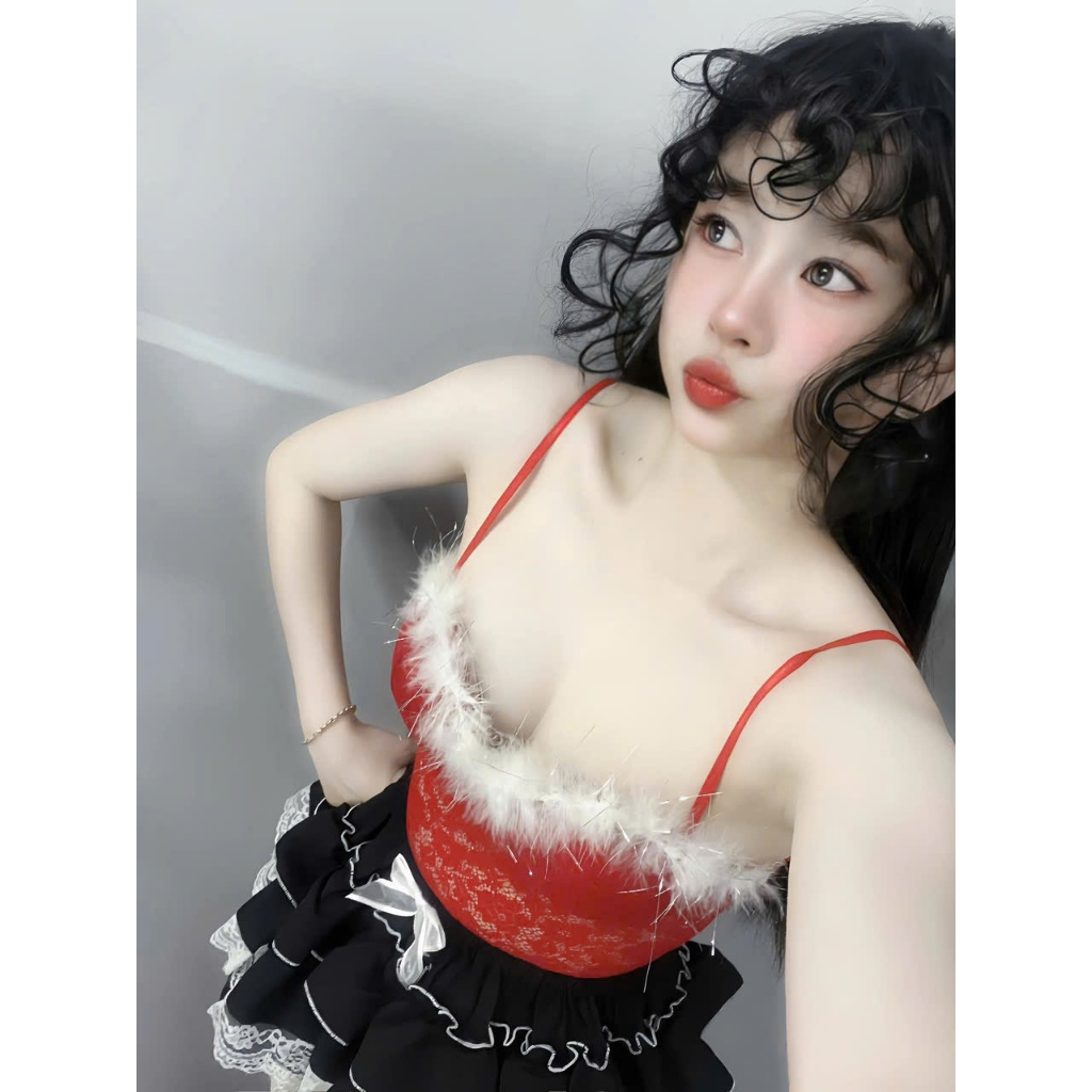 Bộ đồ giáng sinh nữ váy tầng phối ren áo ren đỏ phối lông