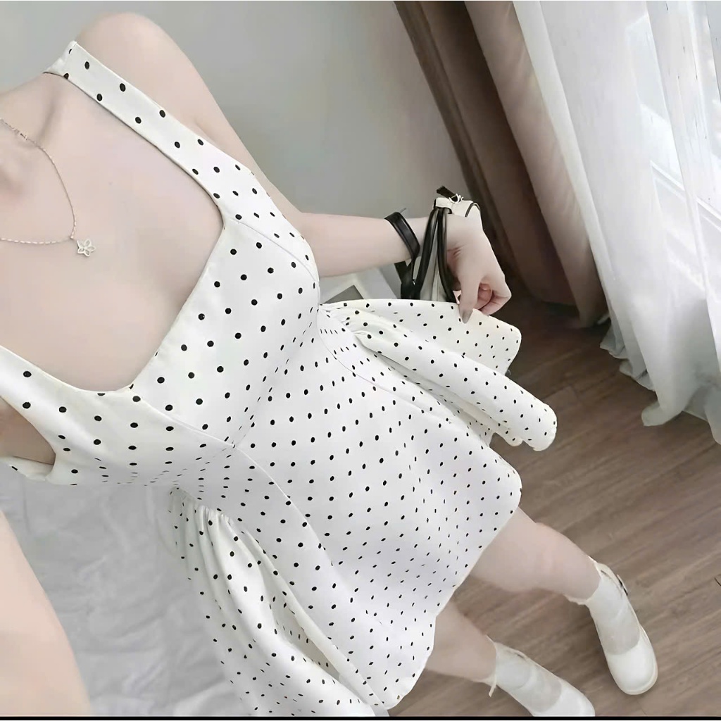 Váy 2 dây dáng xòe bánh bèo trắng chấm bi đính nơ sau lưng siêu xinh hot trend 2025