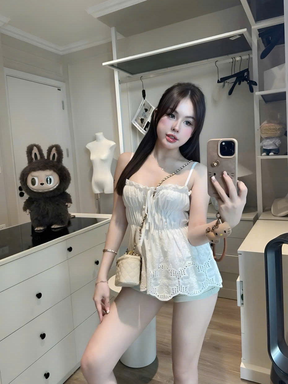 Áo nữ hotrend 2 dây babydoll nhún ngực chất vãi boi thiêu có chân ren