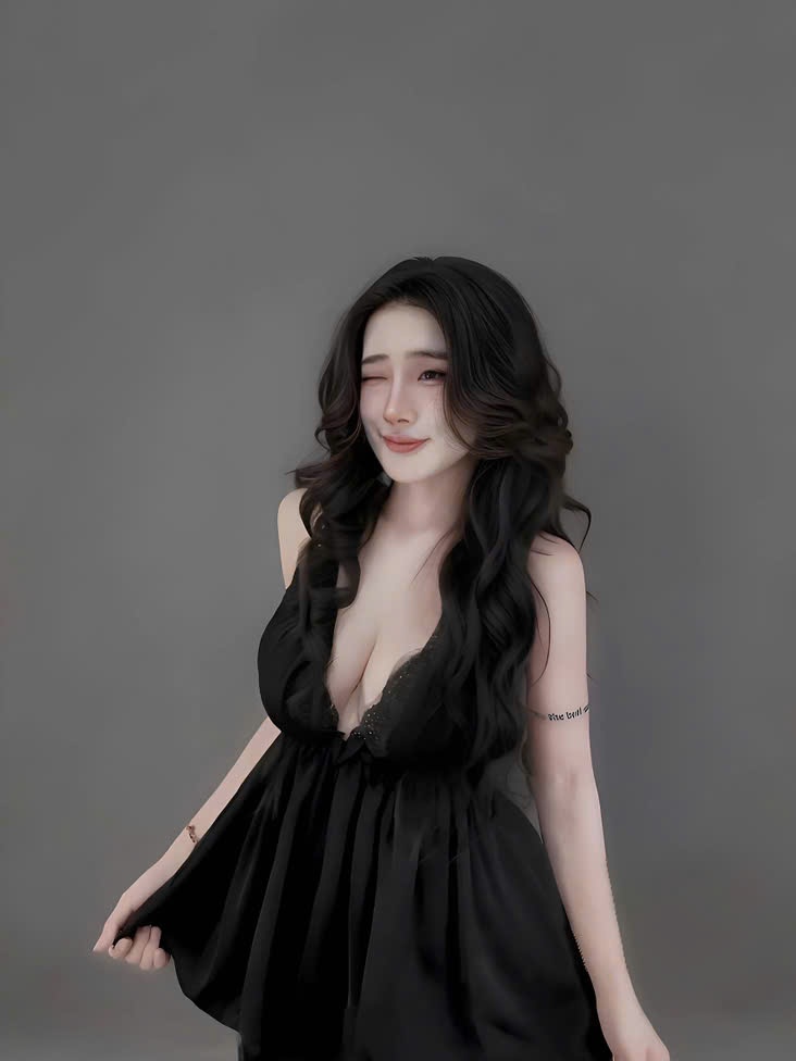Sét đồ ngũ áo 2 dây phối ren hở lưng kèm quần ống rộng satin mềm mại chất liệu sang trọng