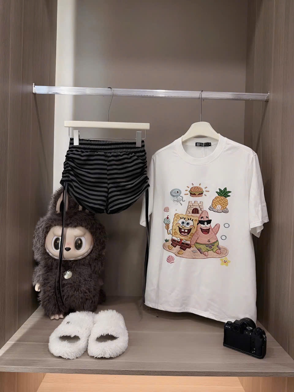 Bộ nữ áo thun cotton 100% in bọt biển mix quần short borip sọc có dây rút sườn