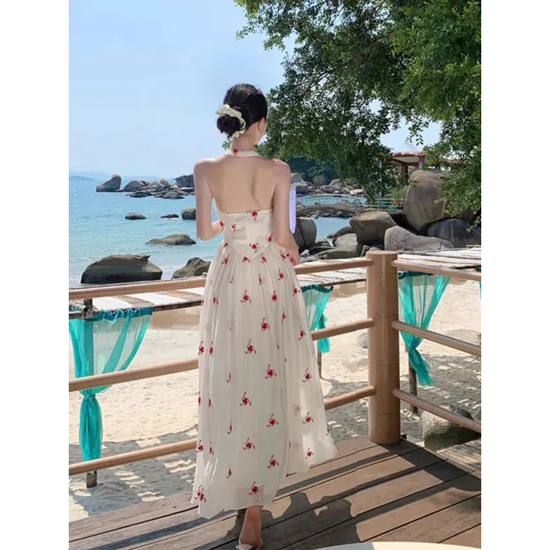Đầm maxi đi biển thiết kế cổ yếm dài dáng xòe, đầm dạo phốt chất tơ hoa