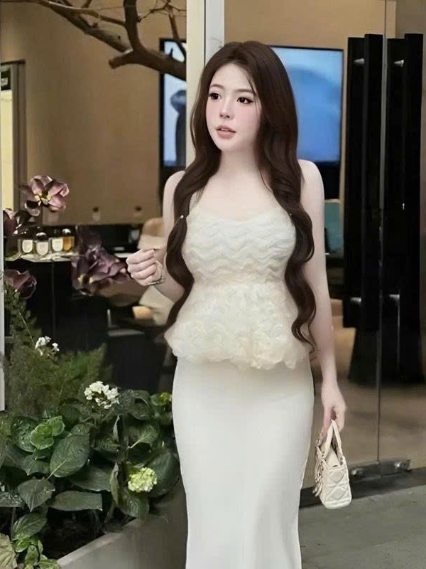 Áo nữ hotrend kiểu dáng baby 2 dây chất liệu ren gợn sóng bồng bềnh thiết kế nữ tính trẻ trung có mút nâng đỡ tự nhiên
