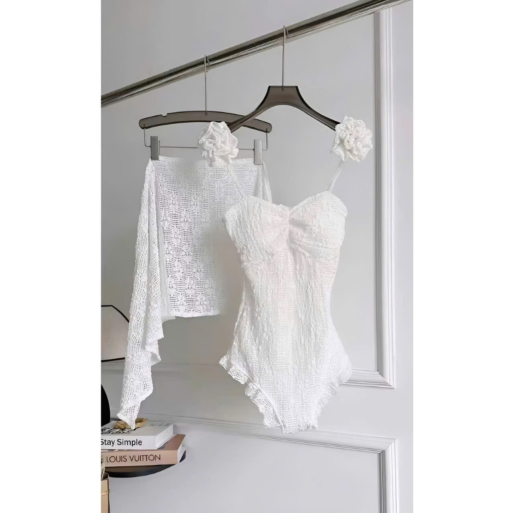 Bộ bikini đồ bơi đi biển liền thân ren hoa 3D kèm khăn choàng cao cấp