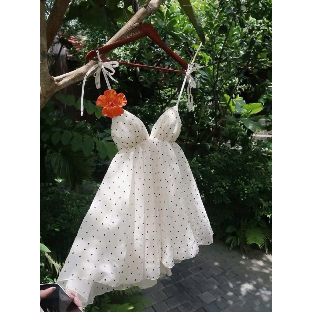 Set áo cúp ngực chấm bi nhẹ nhàng, nàng thơ đi chụp ảnh đi chơi đi biển