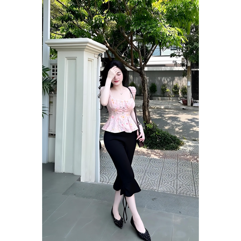 Set bộ áo hoa nhí tay bồng, set bộ quần lửng ống loe phối áo peplum hoa nhí Hum Fashion