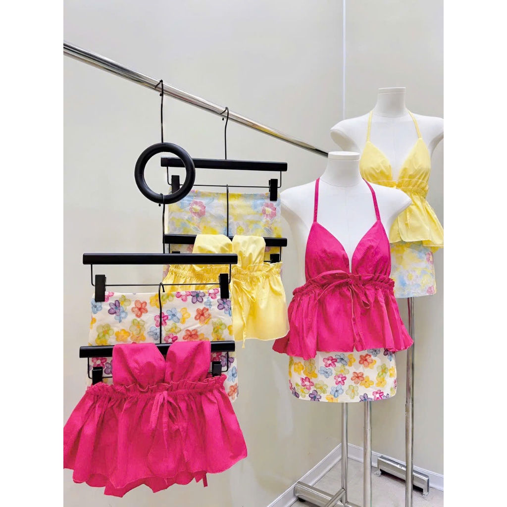 Set áo 2 dây phối chân váy hoa, set bộ áo yếm hở lưng kèm chân váy ngắn đi biển Hum Fashion