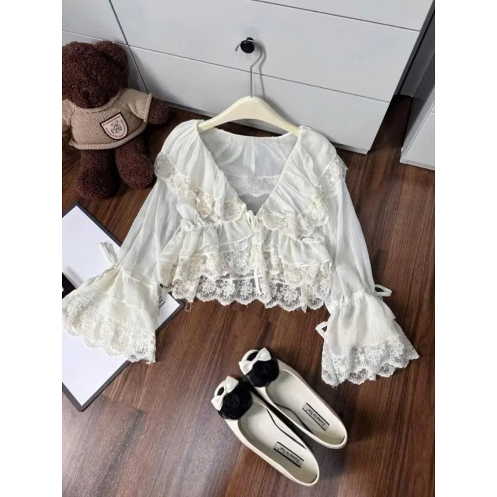 Áo babydoll nữ hot trend hè 2026, áo bèo cổ tay dài phối ren xinh xắn