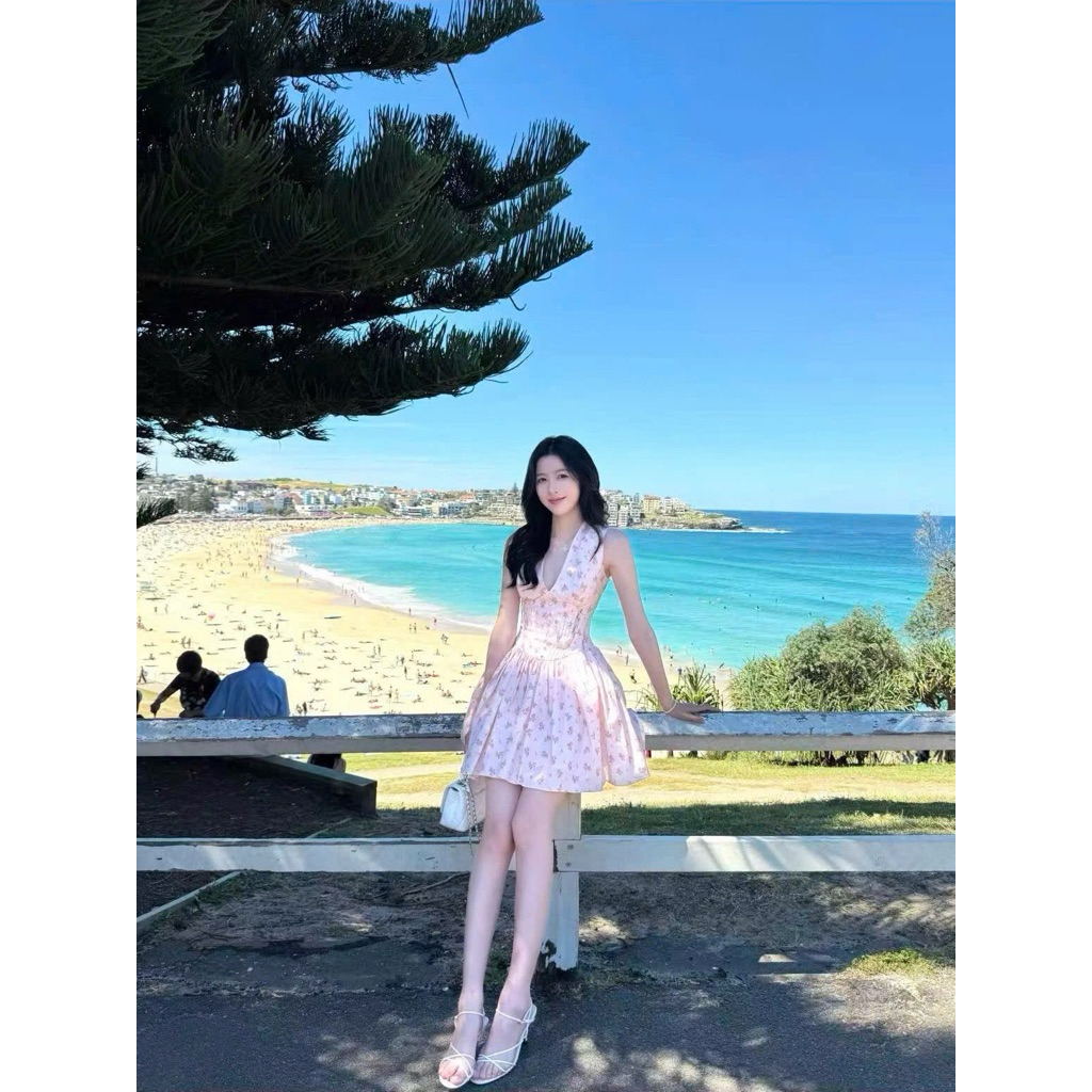 Váy đầm xòe hoa nhí cúp ngực, Váy đầm hoa nhí dáng ngắn phối nơ tiểu thư ngọt ngào Hum Fashion
