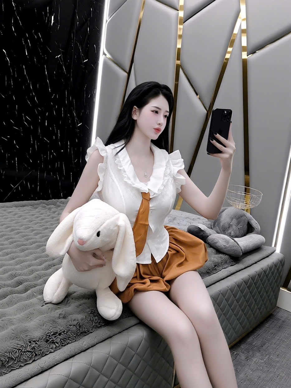 Sét đồ nữ áo sơ mi tiểu thư cổ bèo phối ren cà vạt mix quần bí bồng bềnh phong cách thời trang