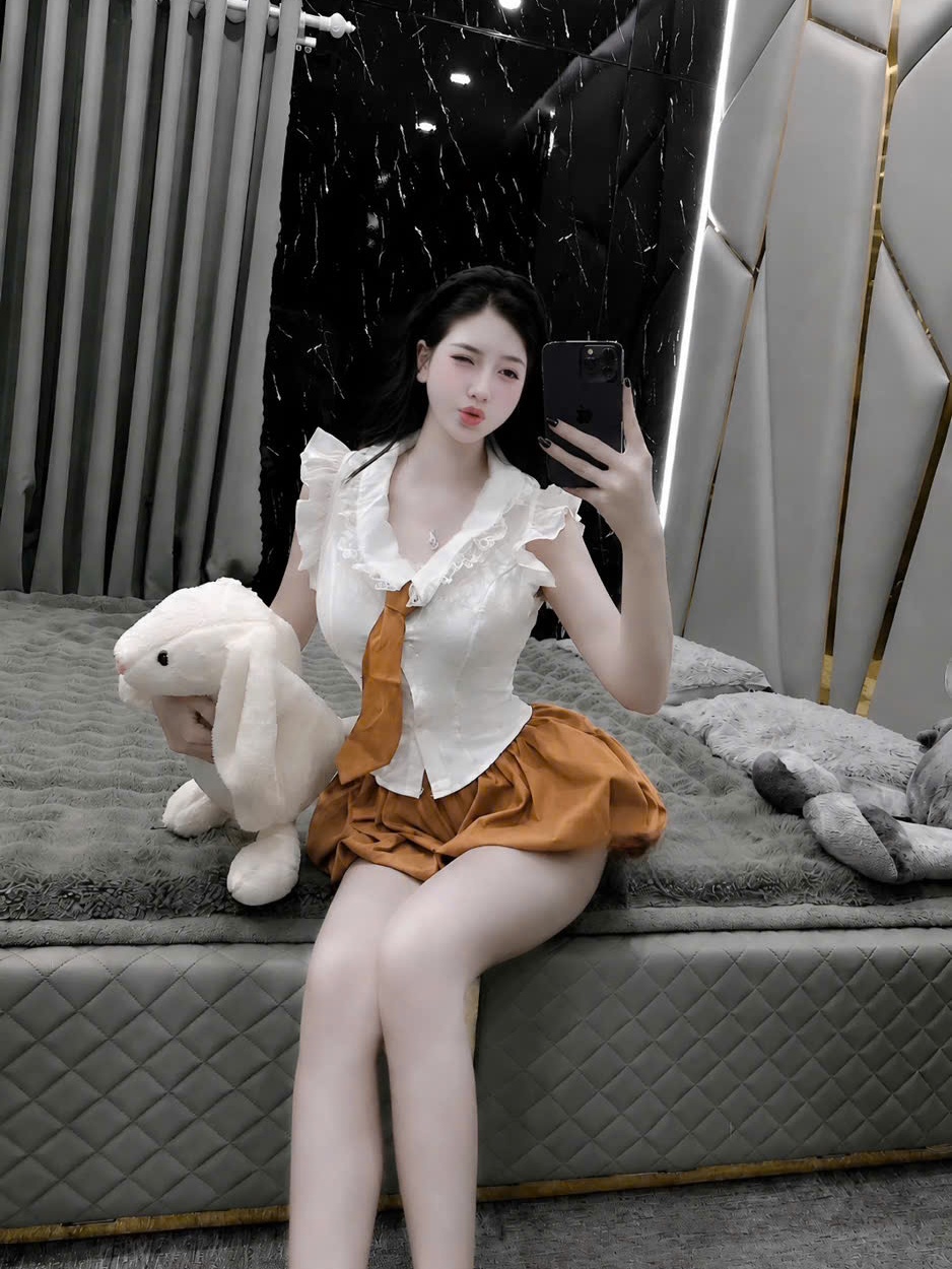 Sét đồ nữ áo sơ mi tiểu thư cổ bèo phối ren cà vạt mix quần bí bồng bềnh phong cách thời trang