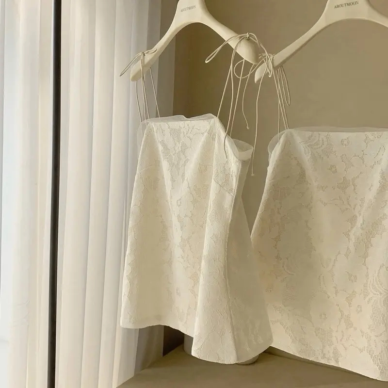 Áo 2 dây hoạ tiết ren nổi buộc nơ vai hai lớp tiểu thư, áo nữ nàng thơ mặc đi chơi dạo phố