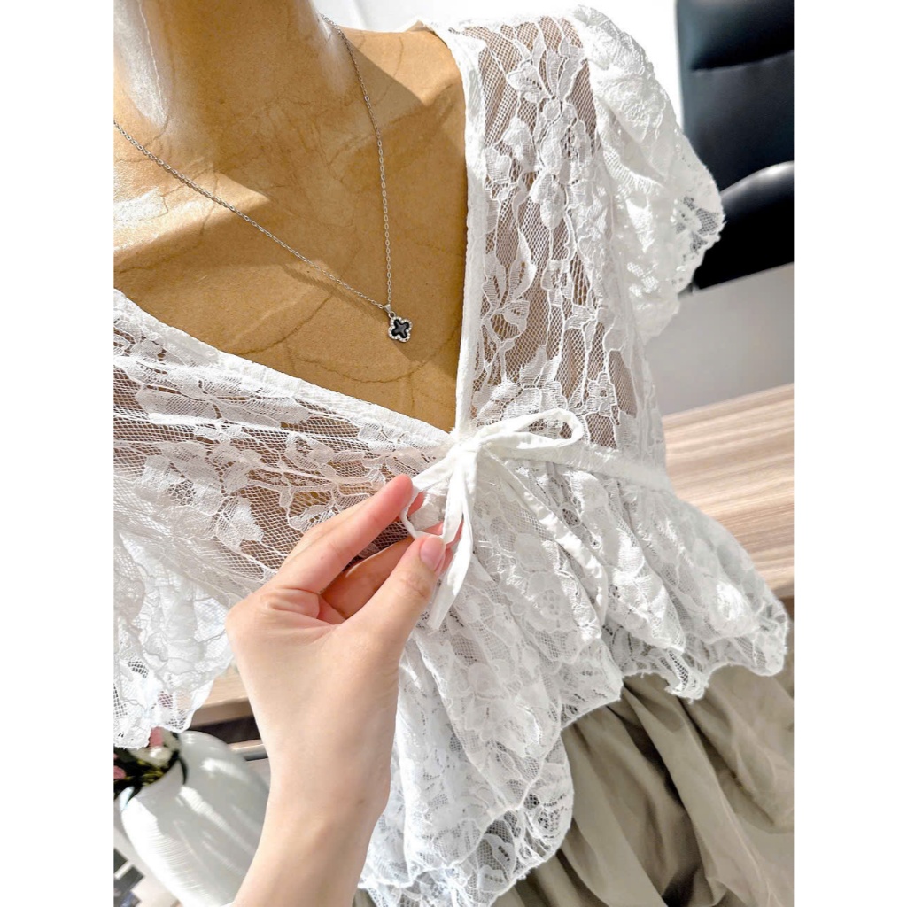Set áo ren kèm chân váy bí, set ren có lót kèm chân váy ngắn tiểu thư đi chơi HUM FASHION