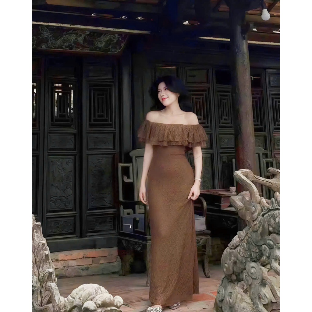Váy ren nâu trễ vai dáng dài, váy trễ vai ôm body đi du lịch đi chơi Hum Fashion
