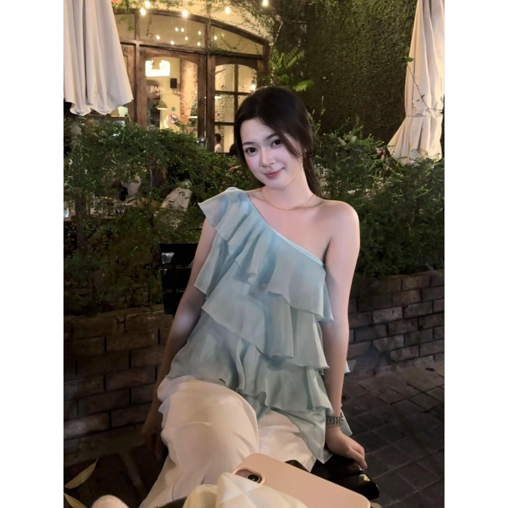 Áo lệch vai bèo tầng nhún xinh màu xanh tiffany blue hotrend Hum Fashion