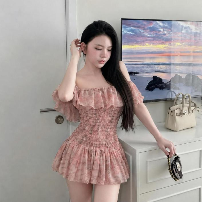 Váy trễ vai nhún eo phối bèo, Đầm trễ vai voan tơ chấm bi bo chun eo xòe tầng bồng bềnh Hum Fashion