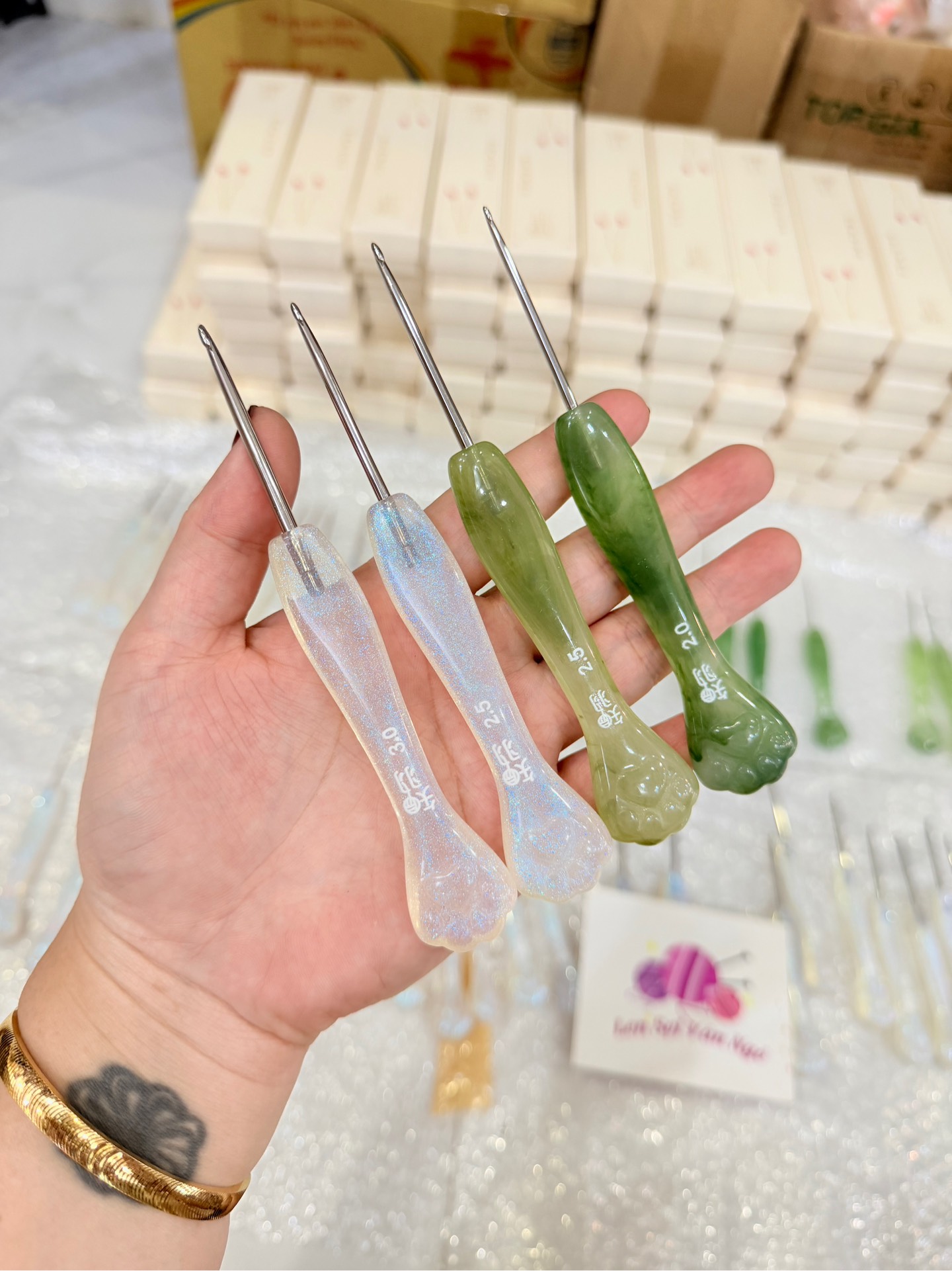 Kim móc Tri Vũ cán nhựa resin