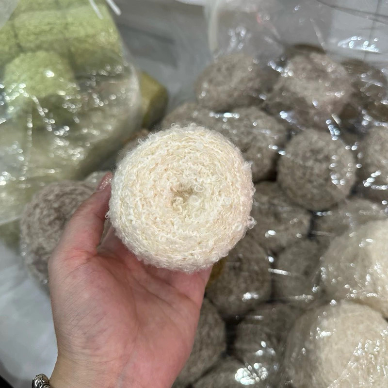 Len xù làm tóc cho búp bê (cuộn 50gr) (26298)