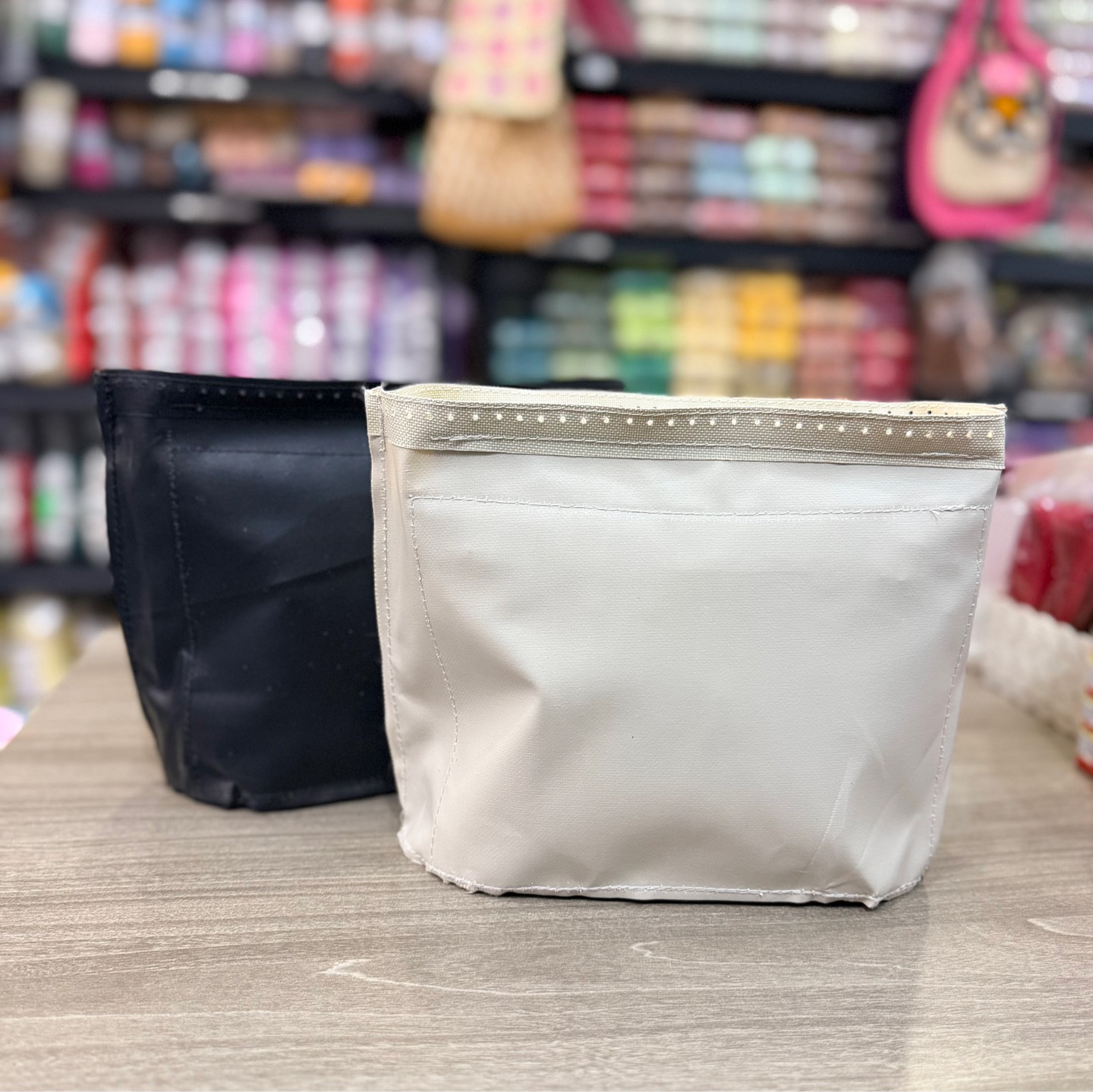 Lót túi may sẵn size 20x10x19cm (chất liệu: vải simili)