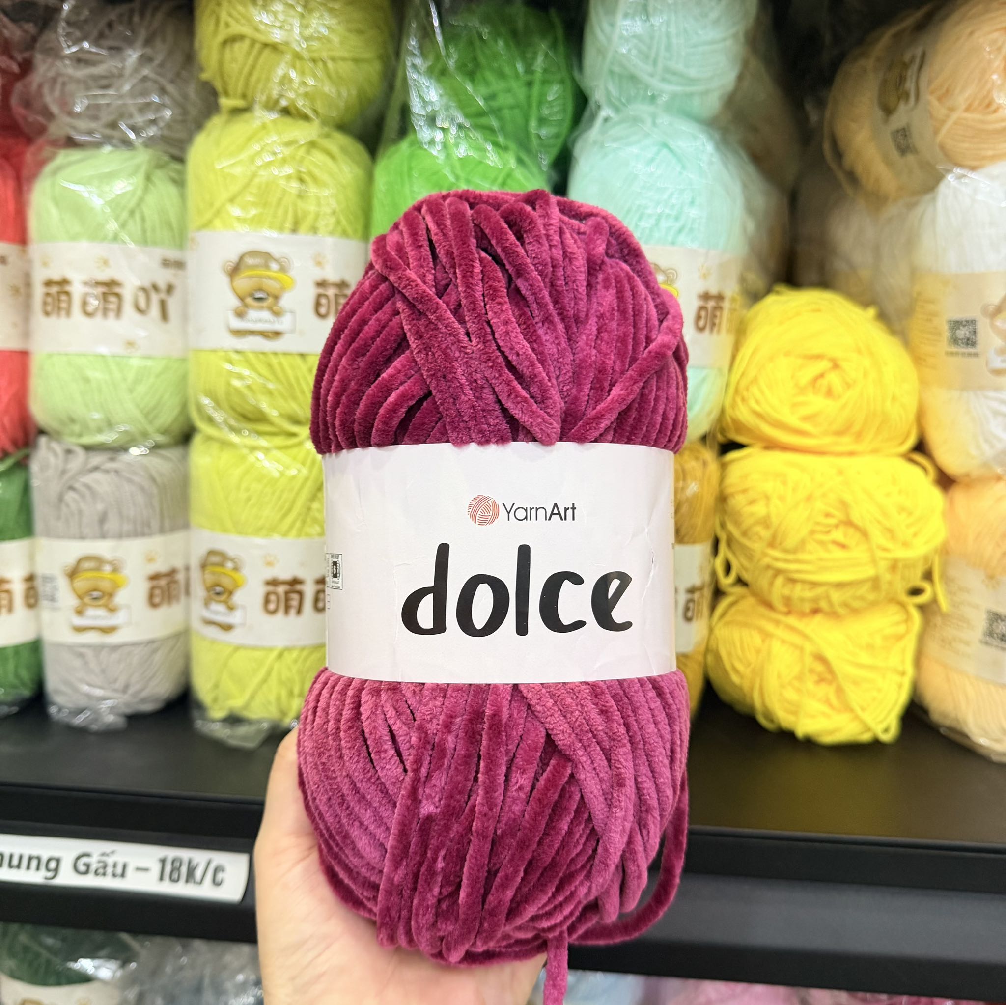 Len nhung YarnArt DOLCE siêu mềm mượt đan/móc thú bông, chăn, khăn, mũ….(cuộn 100gr) (26320)