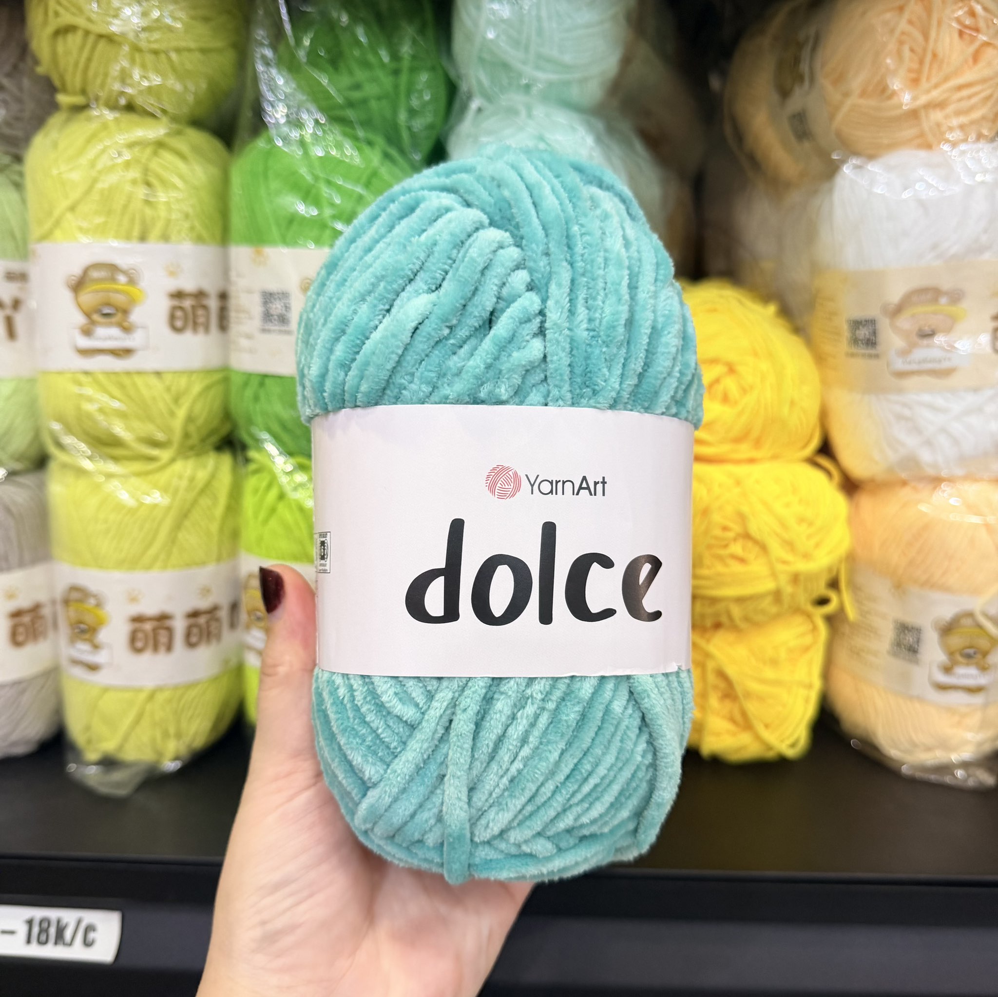 Len nhung YarnArt DOLCE siêu mềm mượt đan/móc thú bông, chăn, khăn, mũ….(cuộn 100gr) (26320)