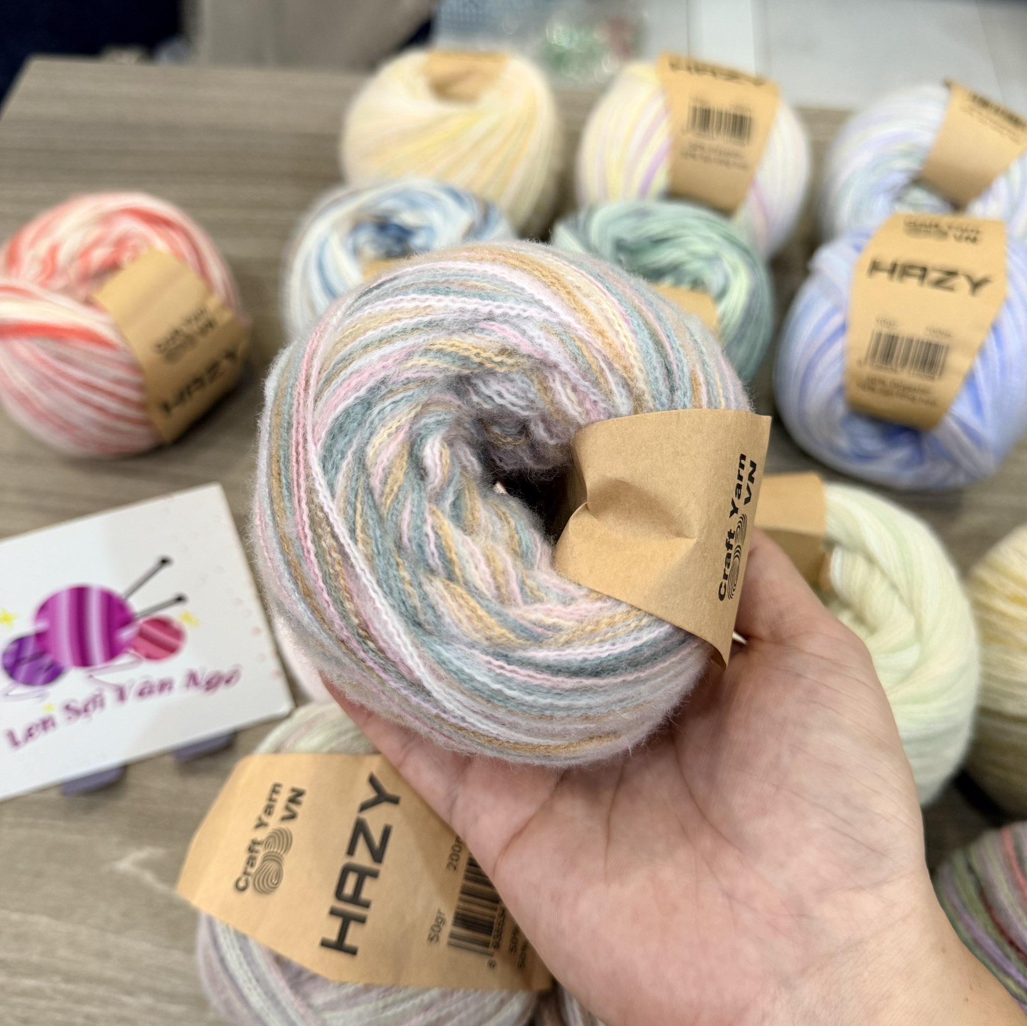 Len HAZY Craftyarn VN (cuộn 50gr) (26334)