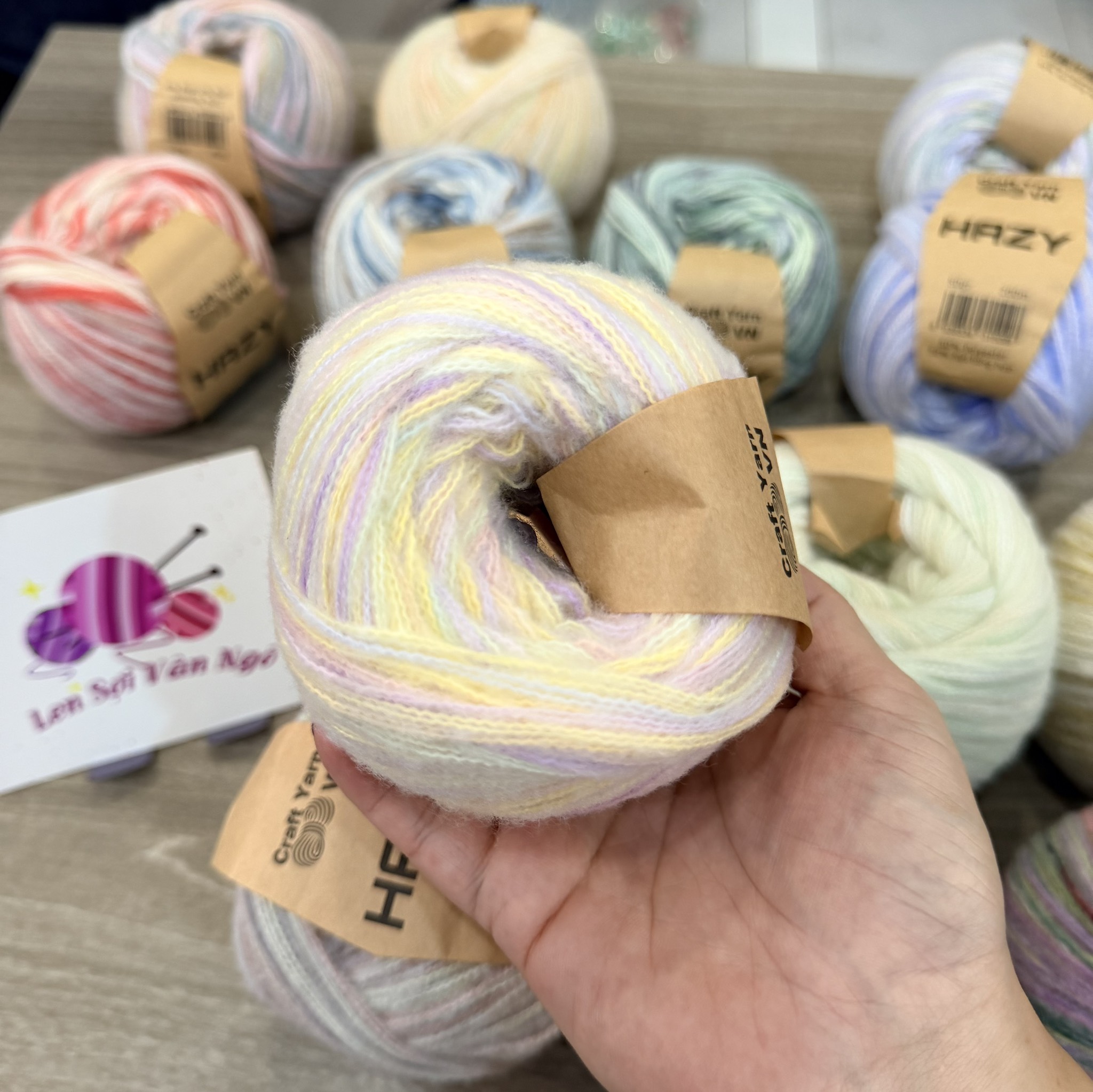 Len HAZY Craftyarn VN (cuộn 50gr) (26334)